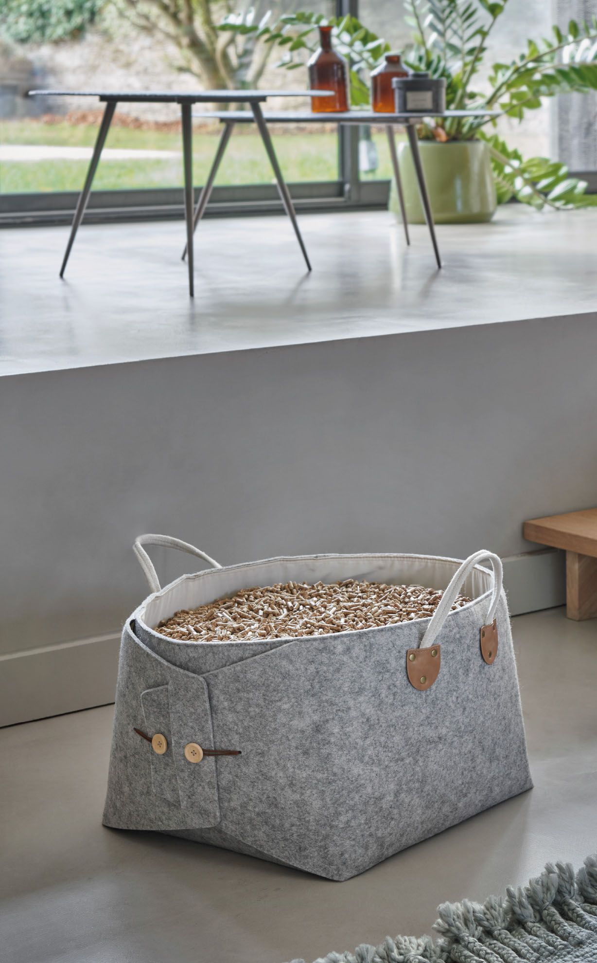 005.1406-cosy-corbeille-granule-feutrine-ambiance-fp.jpg