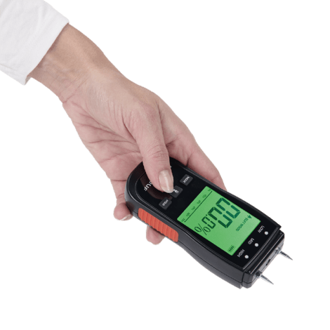 3542641725548-042.testbois2-testeur-humidite-seka-main-allume