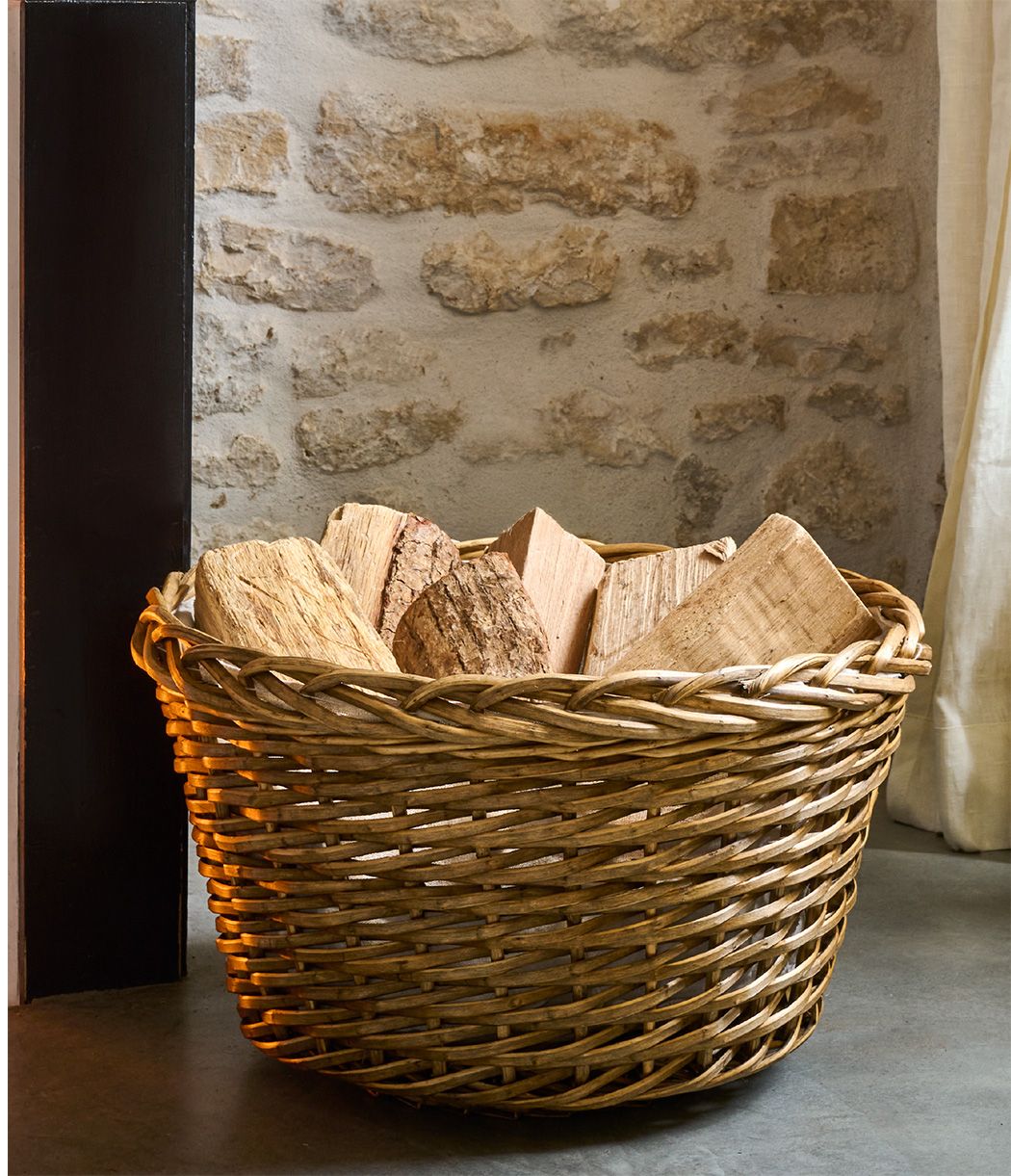 3542641732058-005.c1004-corbeille-buches-louison-osier-tissu-bois-ambiance-liste-3.jpg