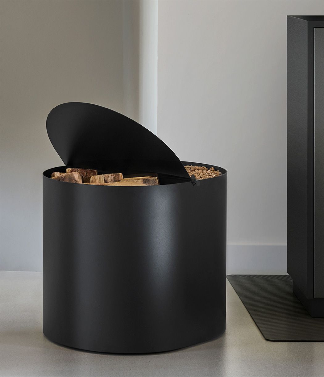 3542641732706-005.10836n3-duo-diplo-mixte-bois-granules-acier-noir-givre-bois-granule-ouvert-ambiance-liste.jpg