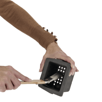 3542641751295-042.grat01-pinceau-racloir-granule-scrat-creuset-racloir