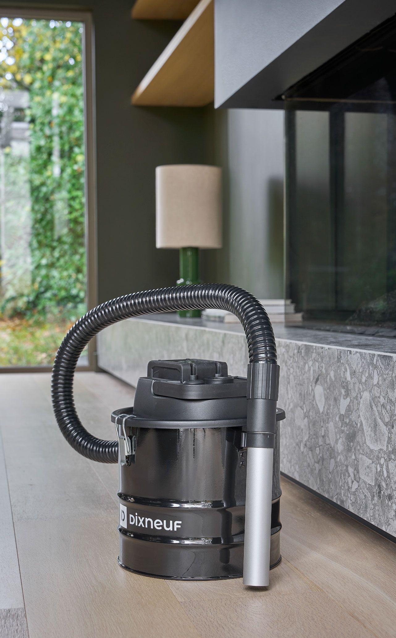 3542641751370-042.aac7-aspirateur-cendres-techexpress-sans-fil-fiche.jpg